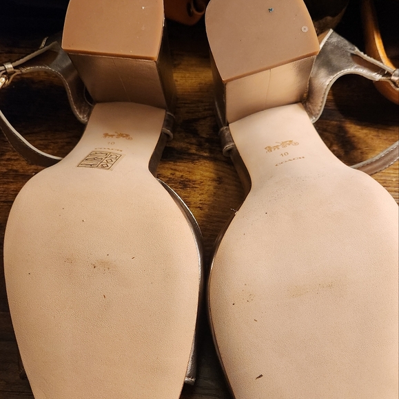 Coach Metallic Leather Marla Sandals Heels 10 sold out online - Picture 4 of 7